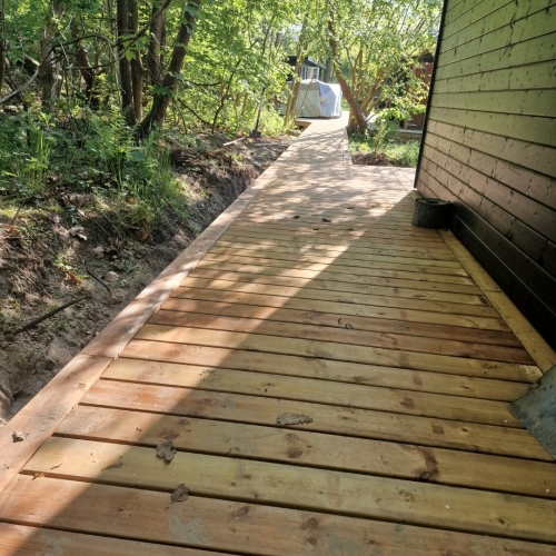 opbygning af Træterrasse som stisystem i Odsherred