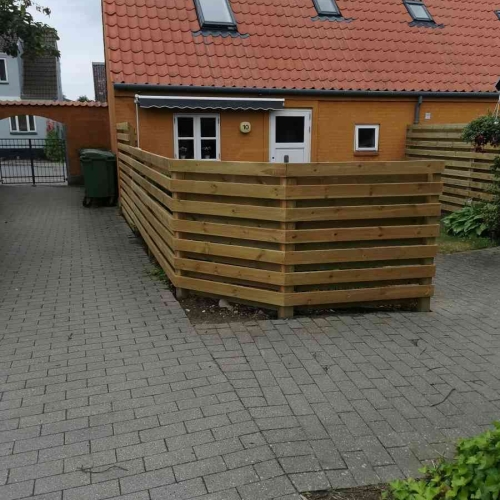 Opsætning af 1 på 2 beklædning i Hegn i 4500 Nykøbing Sjælland